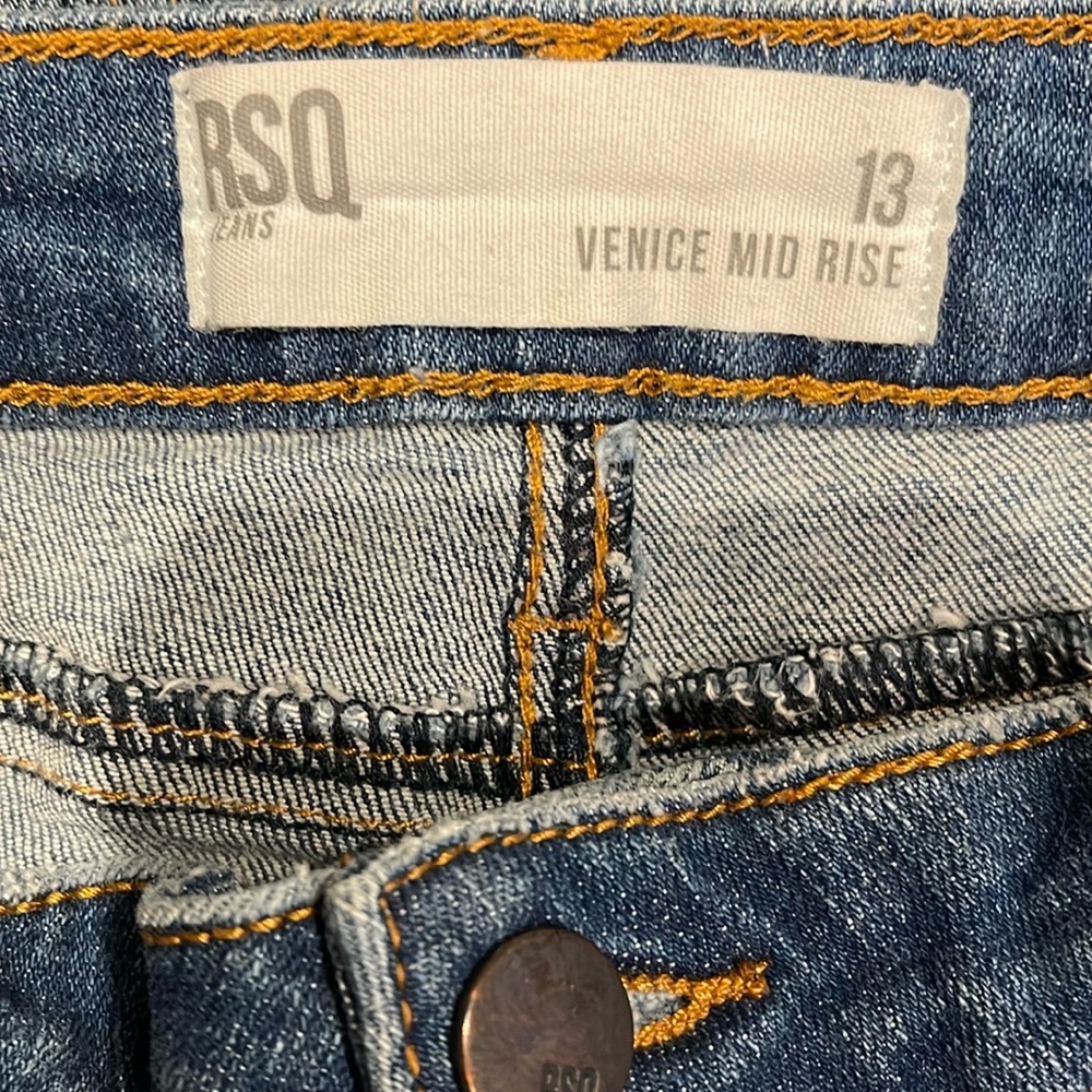 Nordstrom RSQ cutoff shorts s 13 - Picture 2 of 4